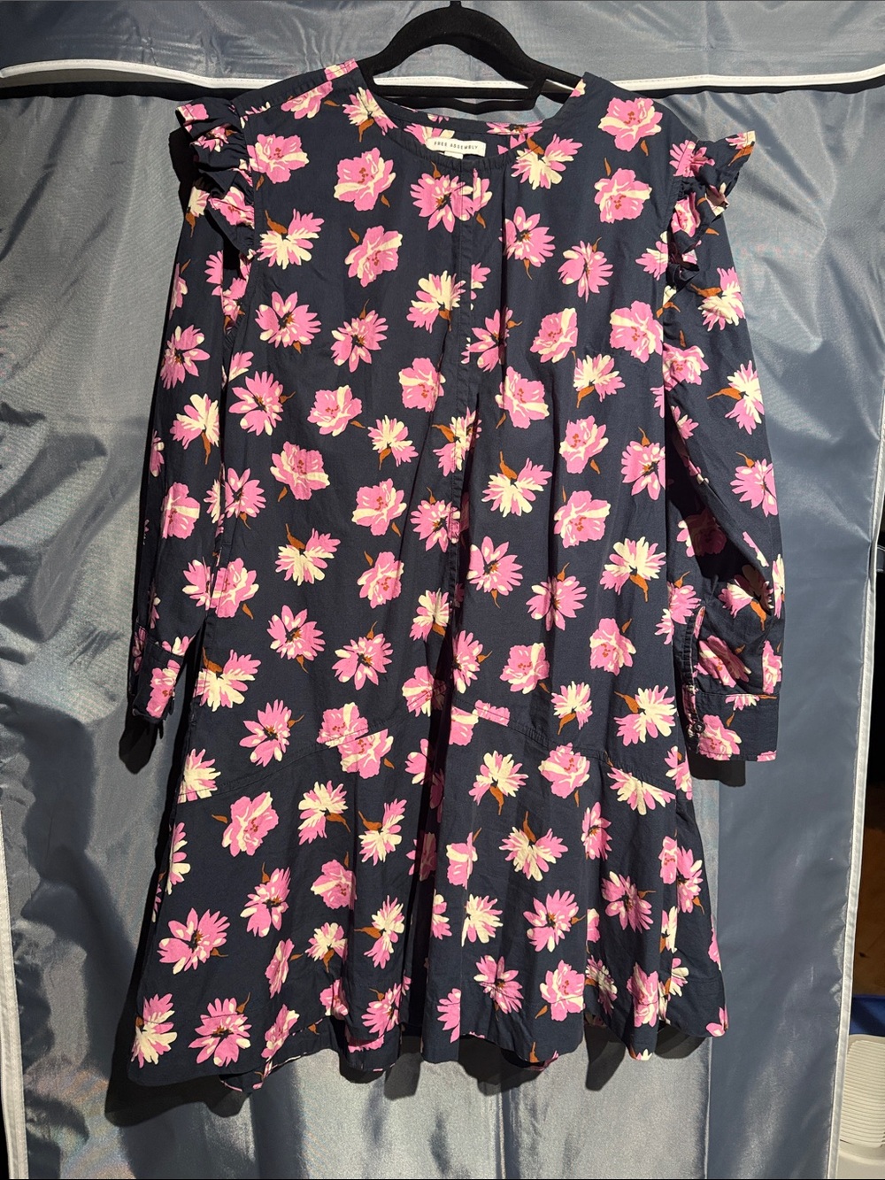 FREE ASSEMBLY Navy Floral Ruffle-Shoulder Dress